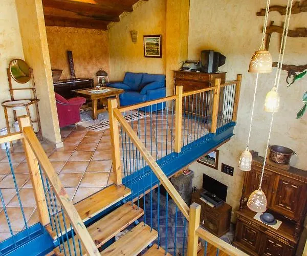 펜션 El Cartero Carpio de Azaba